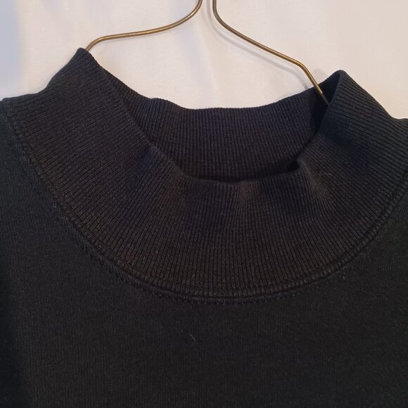 Womens M Black Swearshirt With Rollerblader Embroidery - Picture 9 of 10